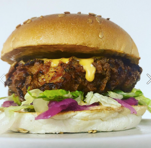 Open image in slideshow, Beefy Hips Burger

